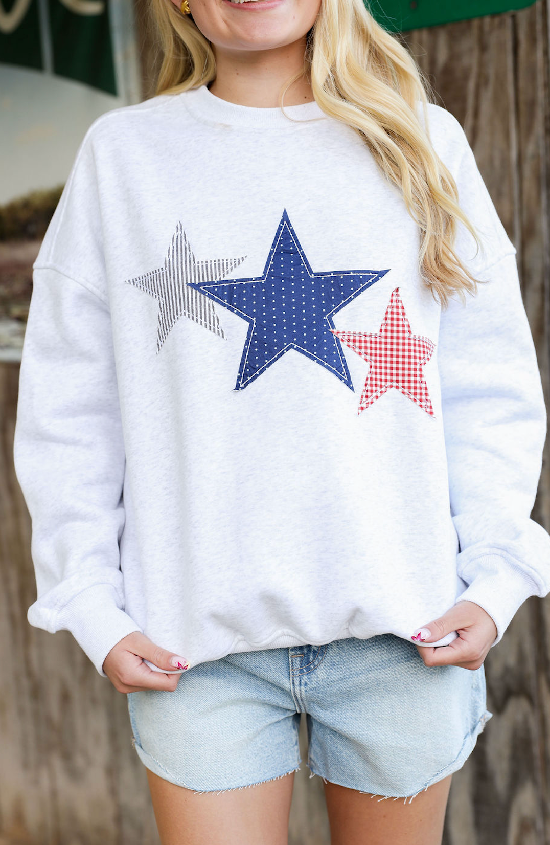 Three Star Patches Sweatshirt - Clothe Boutique