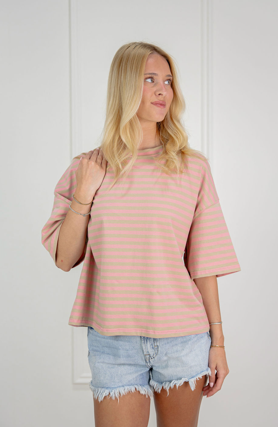 Oversized Boyfriend Stripe Tee Tan/Pink