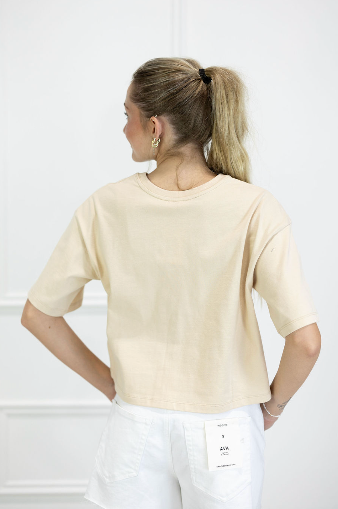 Boxy Fit Tee Cream