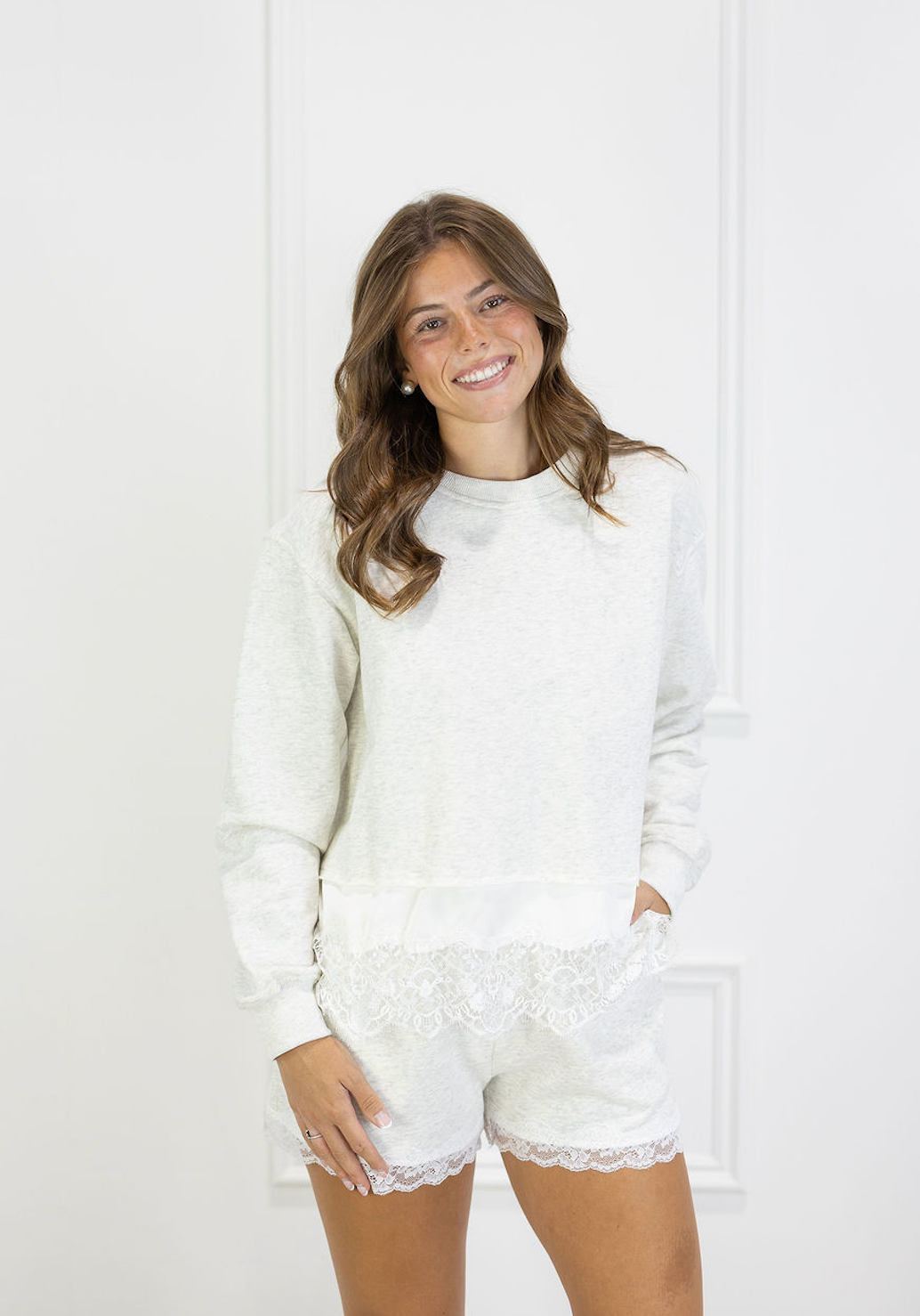 Lace Hem Crewneck & Shorts Set of 2
