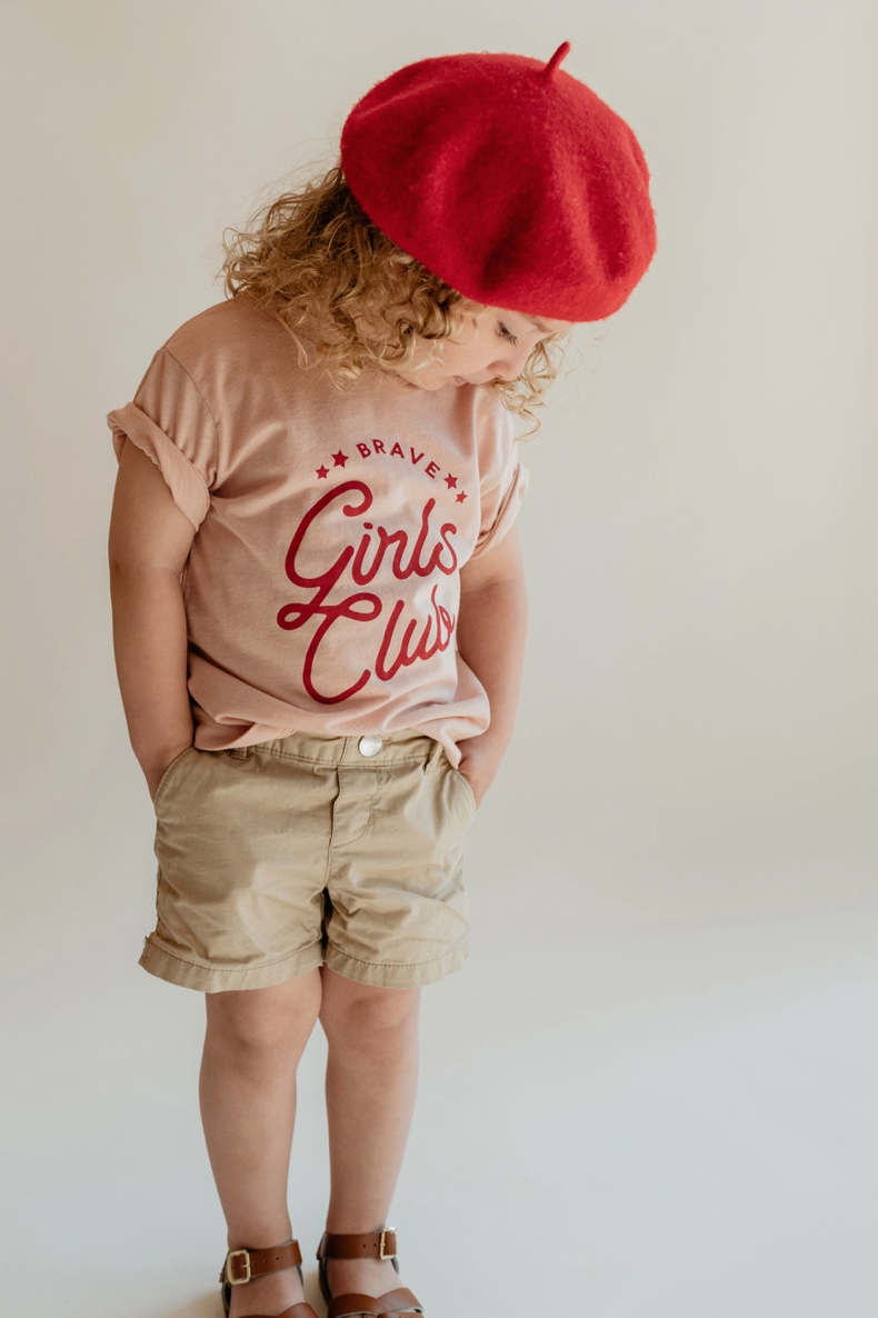 Brave Girls Club T-shirt