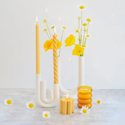 U Shaped Vase - Clothe Boutique